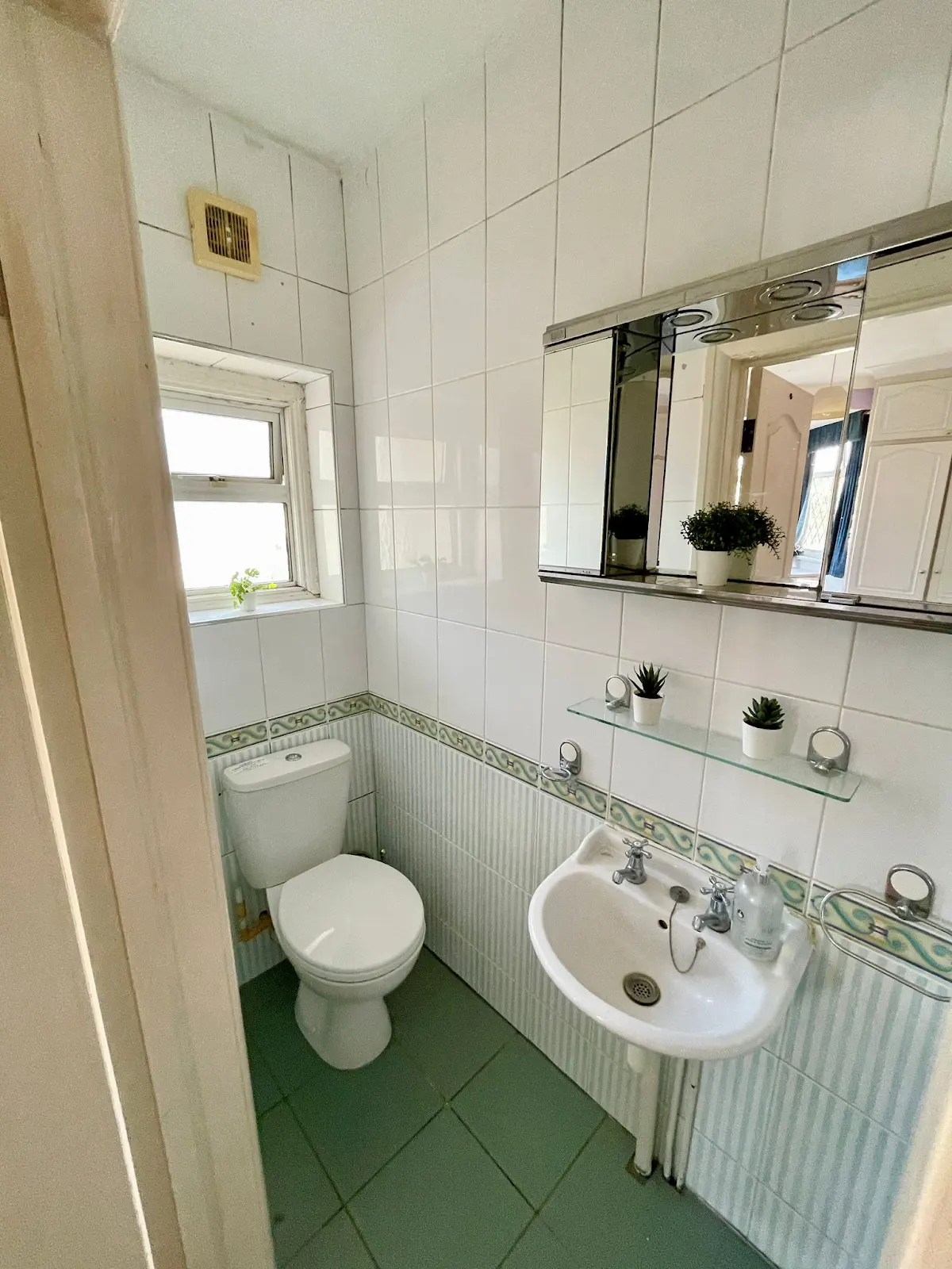Double room near     Willesden Green